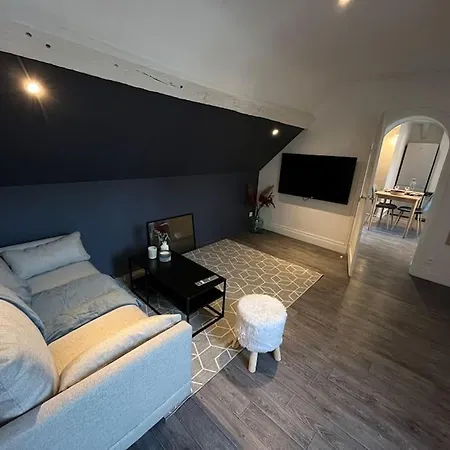 Avec Terrasse En Plein Coeur De Apartment