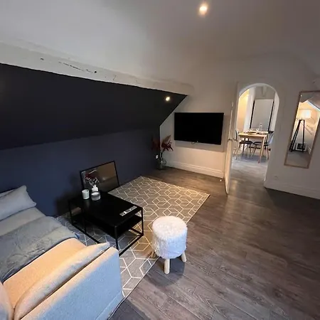 Appartamento Avec Terrasse En Plein Coeur De Vernon (Eure)